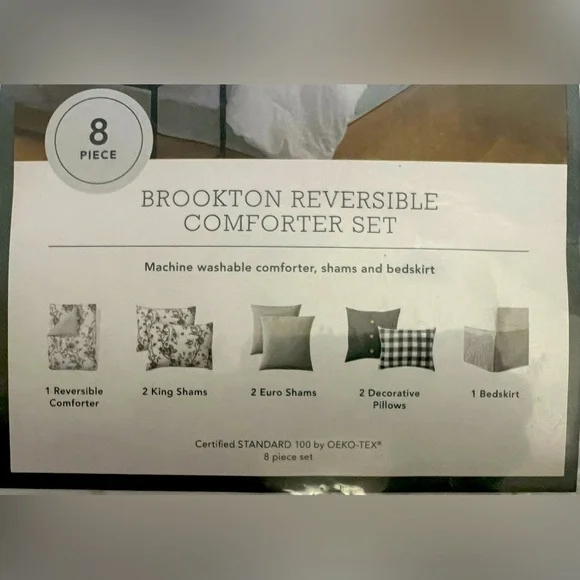 Threshold Reversible Comforter Set Luxurious Bedding - Picture 2 of 2